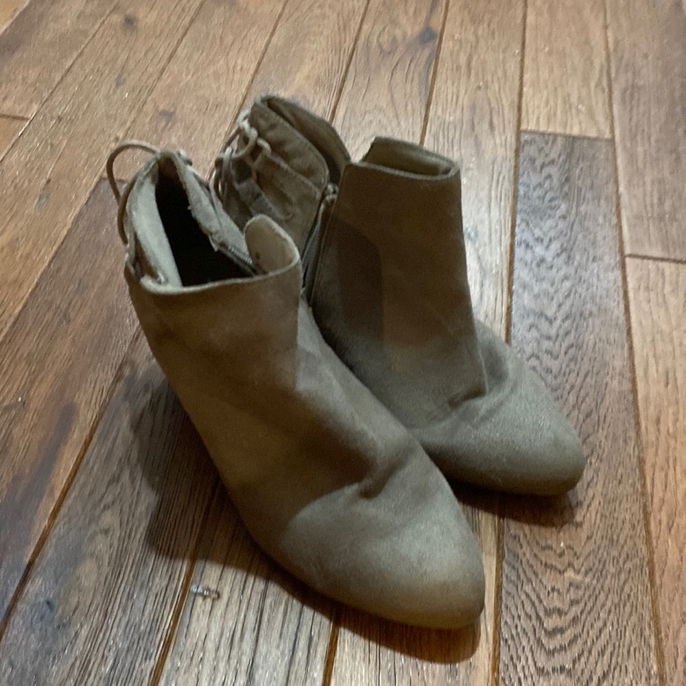 Womens shoes